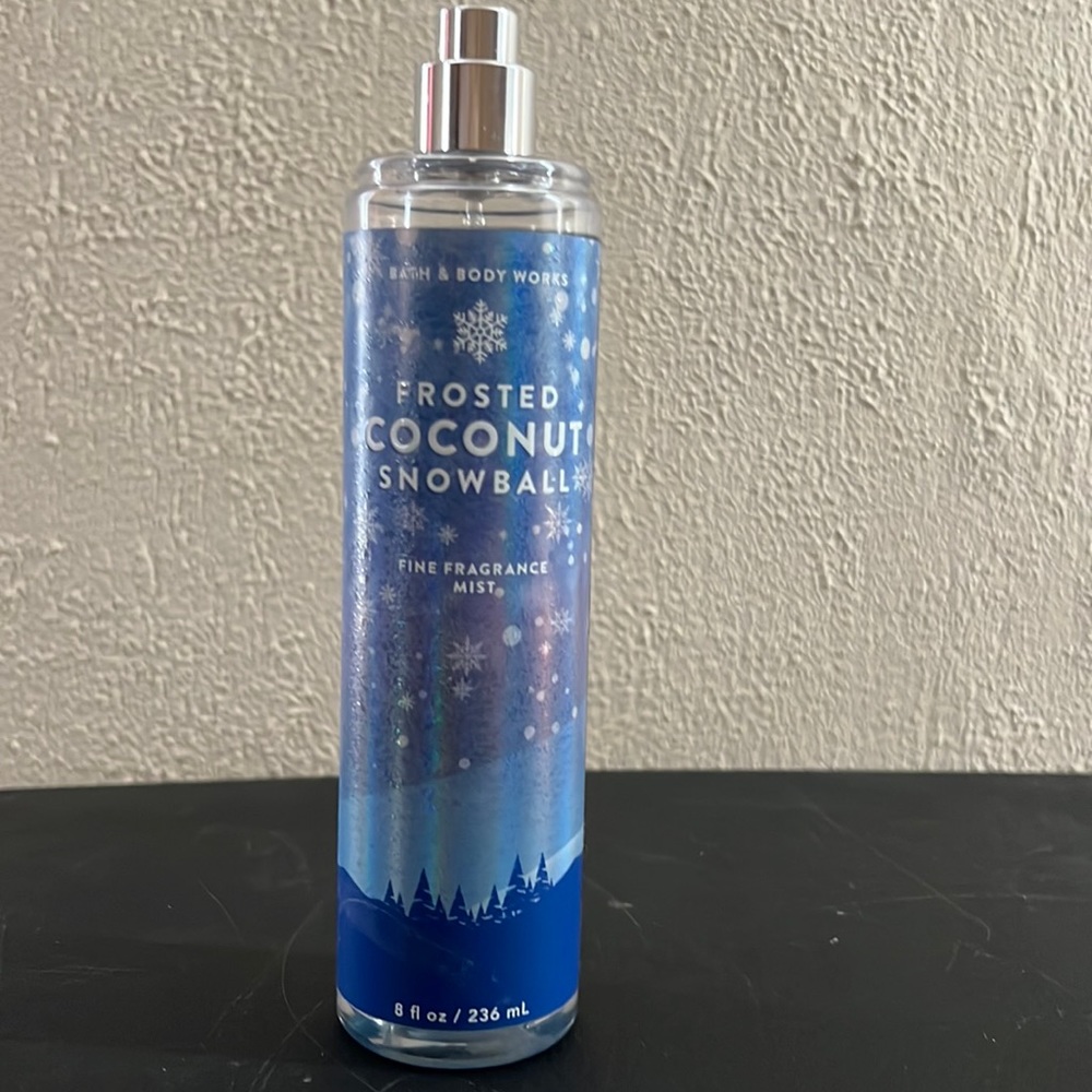 Bath and body works “frosted coconut snowball” perfume